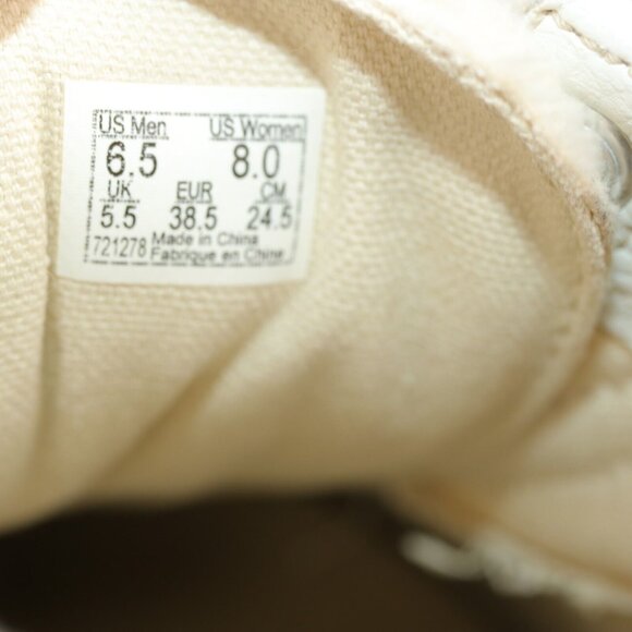 Vans Womens Old School Sneaker Size 8 White Sherpa Furry Lace Up Skate Shoe - Picture 12 of 12